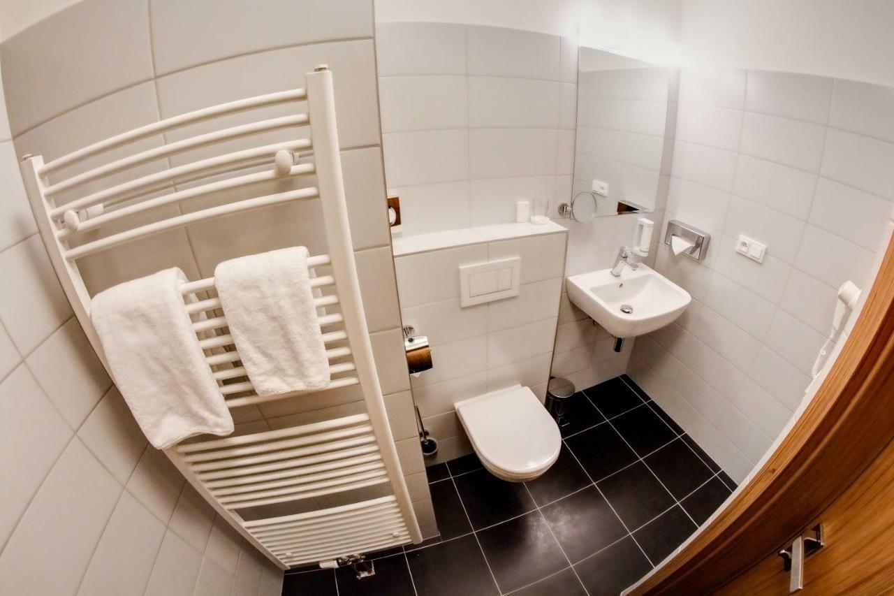 Hotel Koflik Страконіце Екстер'єр фото